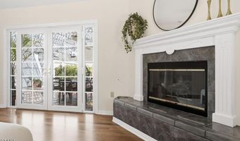 515 Alahmar St N, Alhambra, CA 91801