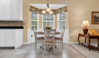 18 Powderhorn Way, Allentown, NJ 08501
