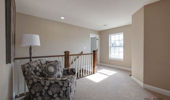 705 N Kaspar Ave, Arlington Heights, IL 60004