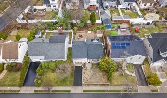 22 Cottage St, Belleville, NJ 07109
