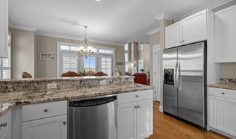 101 Bay Ridge Dr, Atlantic Beach, NC 28512