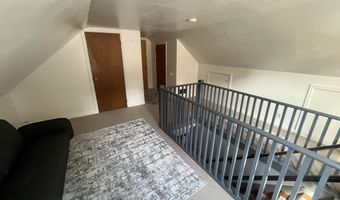 14 Brierwood Ln, Burlington, VT 05408