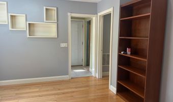 33 S MAIN St, Boonsboro, MD 21713