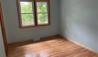 10 Lawnwood Rd, Coventry, RI 02816