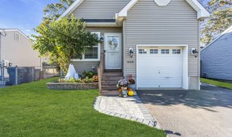 808 Beach Ave, Beachwood, NJ 08722