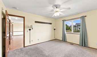 220 Yukon Pass, Auburn, IN 46706