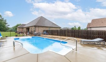 14772 Wildwood Dr, Athens, AL 35613