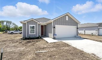 1665 N Grayhawk Dr, Basehor, KS 66007