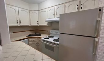 205 Bretton St D11, Bridgeport, CT 06606