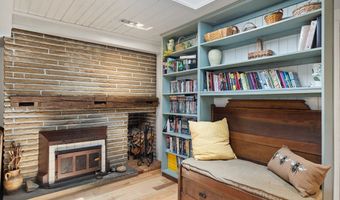1136 Overlook Dr, Ashland, OH 44805