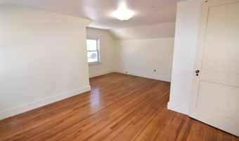 49 Clark Ave, Brattleboro, VT 05301