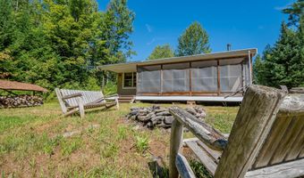 40-1 Bates Rd, Abbot, ME 04406