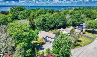 23 Fesser Ave, Bristol, RI 02809