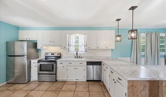 701 Alberta Ave, Boiling Springs, SC 29316