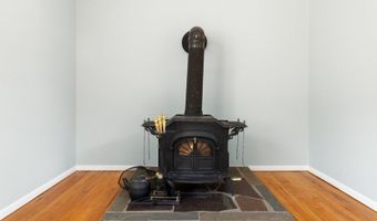 3 Sandy Hill Rd, Alloway, NJ 07419