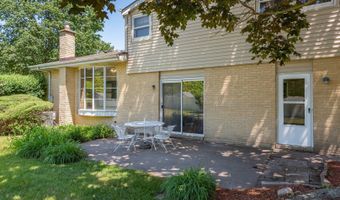 1502 S Harvard Ave, Arlington Heights, IL 60005