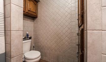 104 Caulder Dr, Chickasha, OK 73018