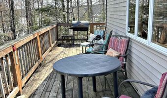 W16468 S Hilbert Dr, Armstrong Creek, WI 54103