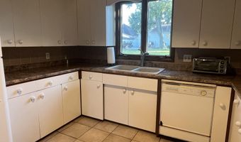 216 Washington Ave W, Albia, IA 52531
