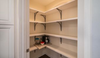 937 Carter St SW, Bandon, OR 97411