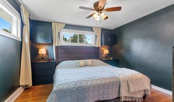 2207 S GREENVIEW St, Appleton, WI 54915
