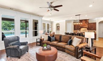 105 Parc Oaks Dr, Aledo, TX 76008