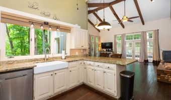 1624 LAKESHORE Dr, Anniston, AL 36207