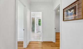 7926 BOLLING Dr, Alexandria, VA 22308