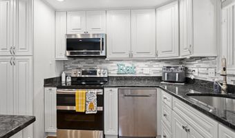 44 McQuade Brook Rd, Bedford, NH 03110