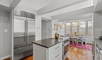 3825 INGOMAR St NW, Washington, DC 20015