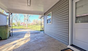 60 Tarrent St, Andrews, NC 28901