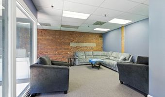 5 Market Sq 105, Amesbury, MA 01913