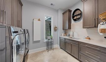 15 Greyrock, Adairsville, GA 30103
