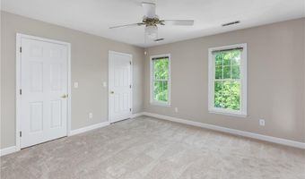 164 Fieldwood Dr, Advance, NC 27006