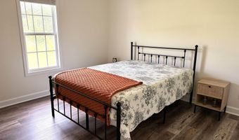 70 Damien Dr, Albertville, AL 35951