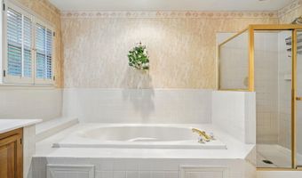 1728 CATHERINE FRAN Dr, Accokeek, MD 20607