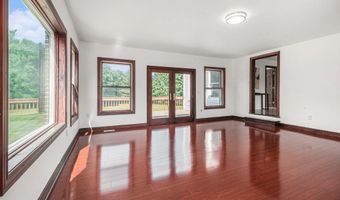 8411 Reese Ln, Ann Arbor, MI 48103