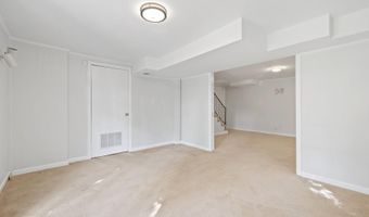 9407 WADSWORTH Dr, Bethesda, MD 20817