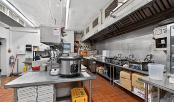 8713 Gravois Rd, Affton, MO 63123