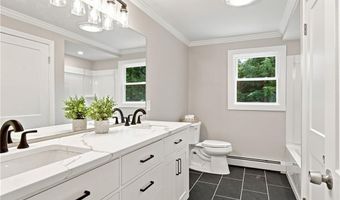 132 Grand View Rd, East Greenwich, RI 02818