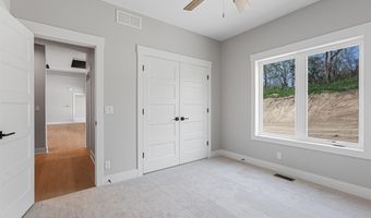 815 S Lakeview Way, Ashland, NE 68003