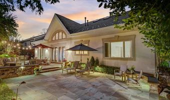 4744 34TH St N, Arlington, VA 22207