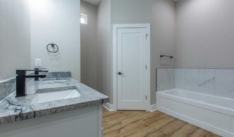 2002 Cherry Xing, Benton, AR 72015