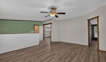 623 Barn Rd, Bonneau, SC 29431