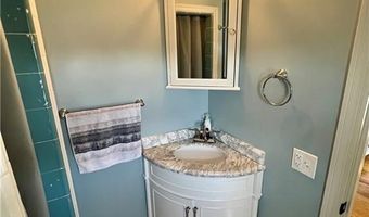 45 Rosemary St, Cranston, RI 02920