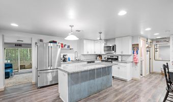 8 Billy Hill Rd, Beaufort, SC 29906