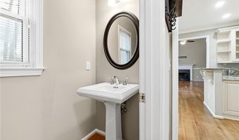 5145 Harbour Ridge Dr, Alpharetta, GA 30005