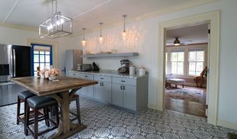 526 Academy St, Bainbridge, GA 39819