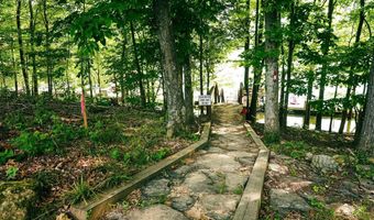 694 Eagle Point Dr, Austin, KY 42123