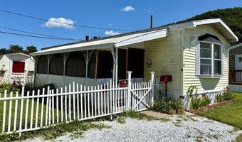 14 Third St, Beacon Falls, CT 06403